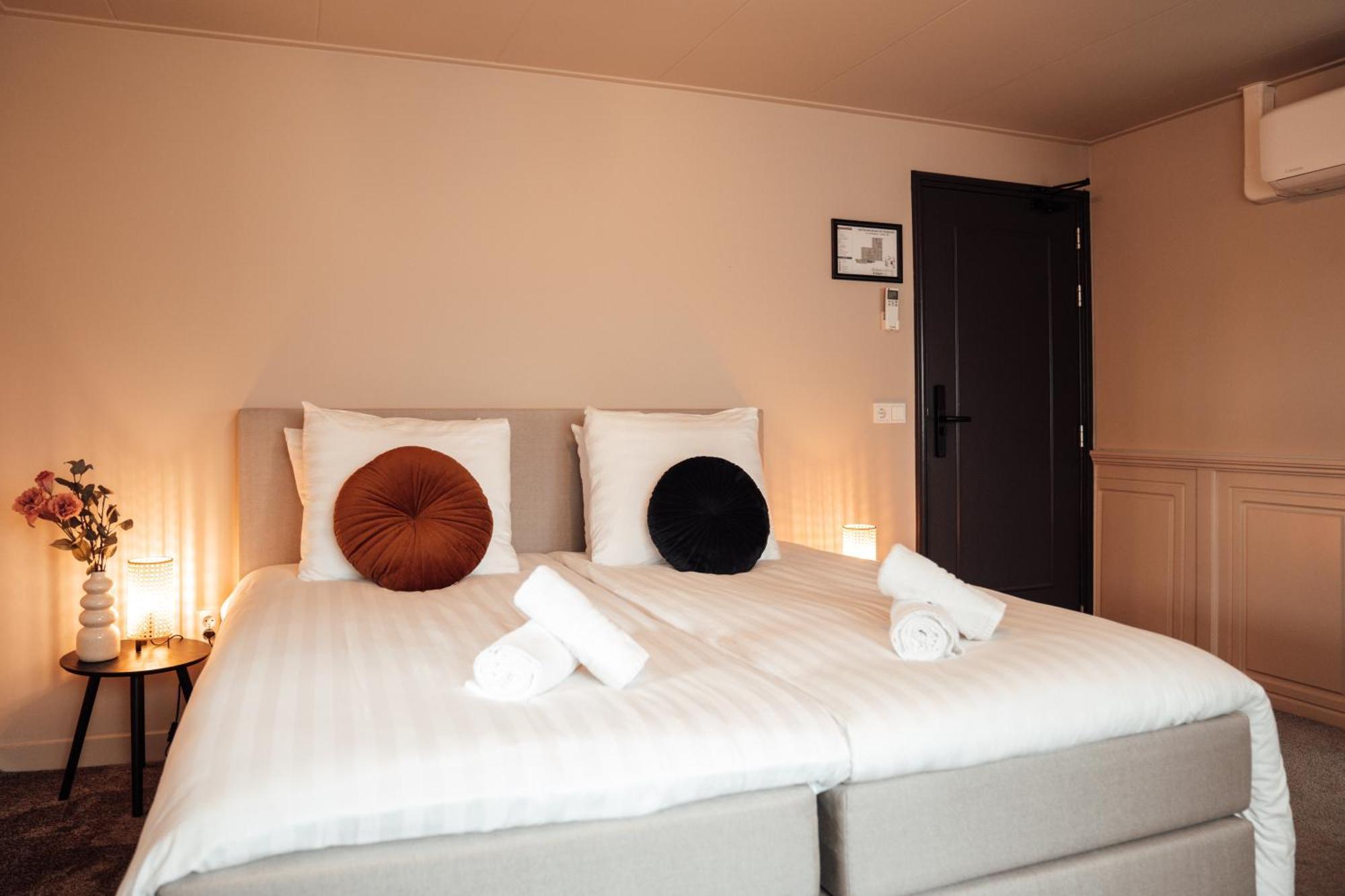 אנסחדה Hotel Bij Jacob מראה חיצוני תמונה